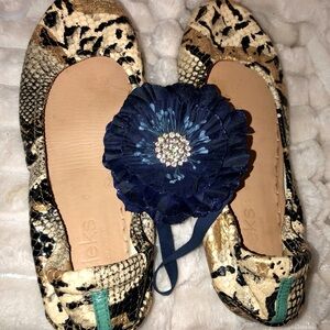 Sand Snake Tieks size 6